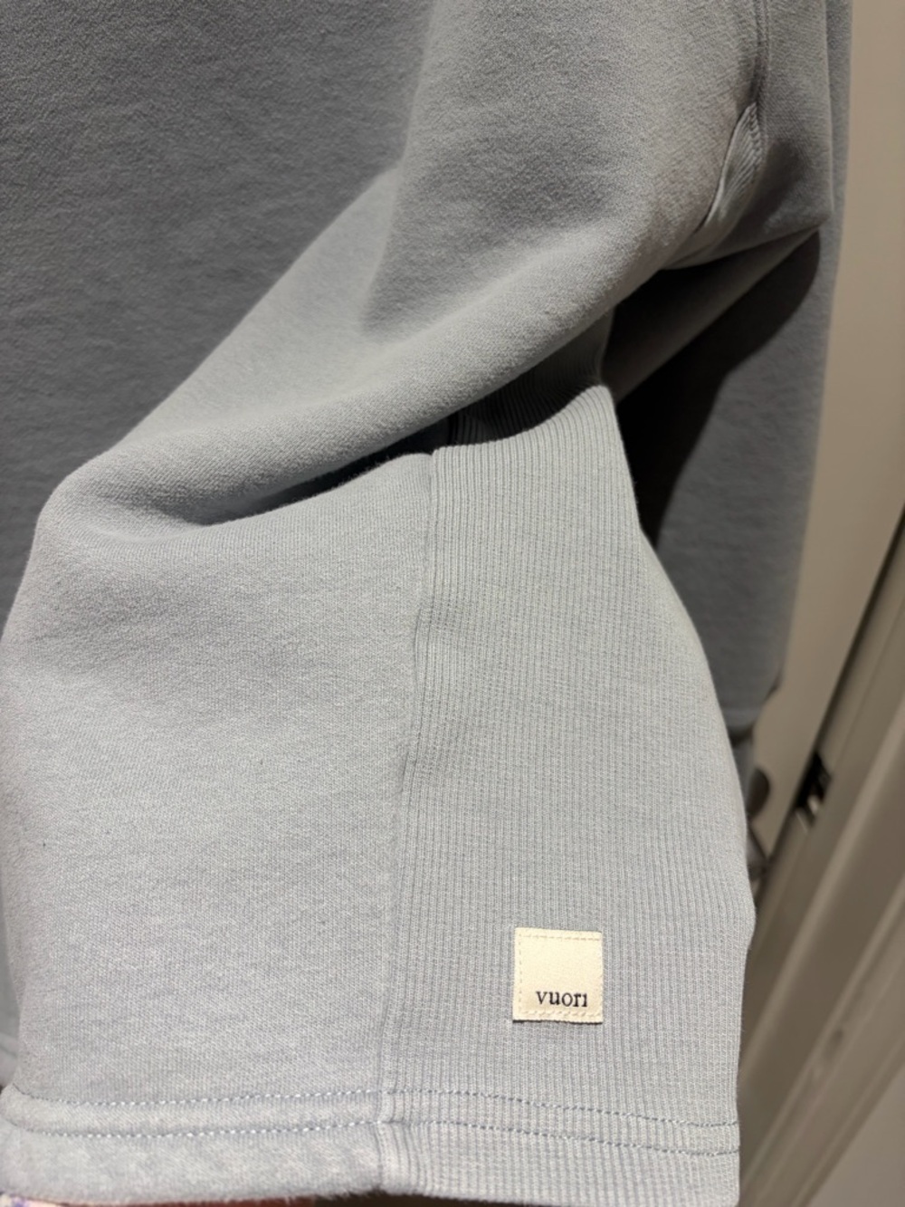Vuori Women’s Oversized Crewneck Sweatshirt~ size M - Picture 3 of 8